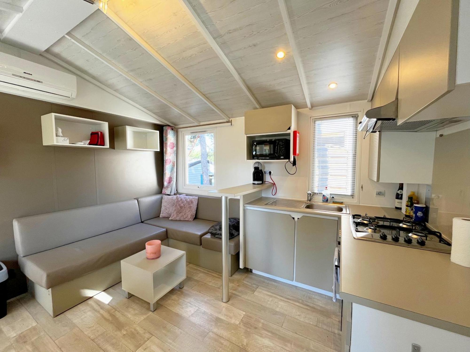 Mobil-Home Dans Camping 4* Saint Laurent du Verdon Bagian luar foto